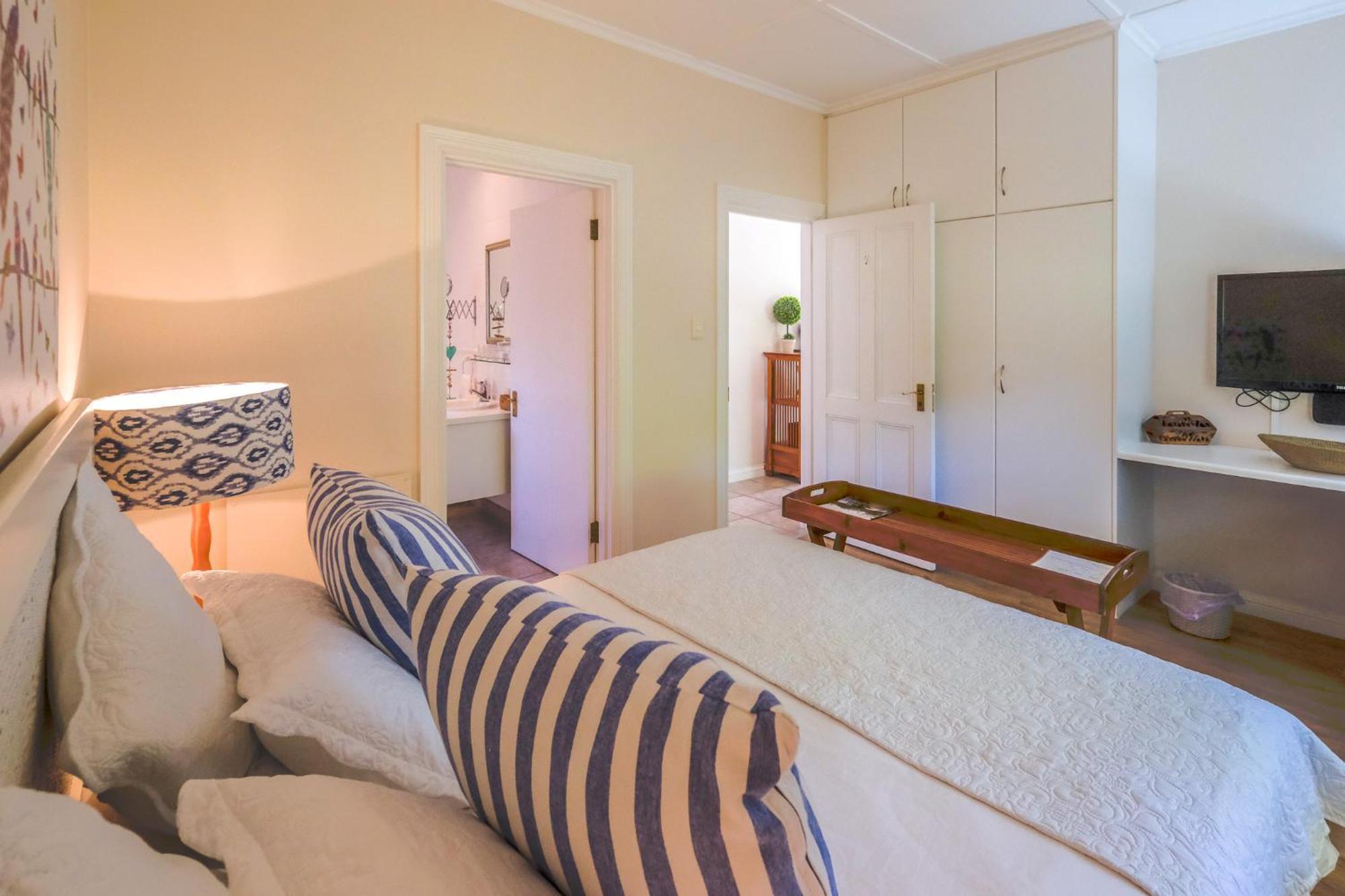 Oude Berg Guesthouse - 10 Caledon Street George Kamer foto
