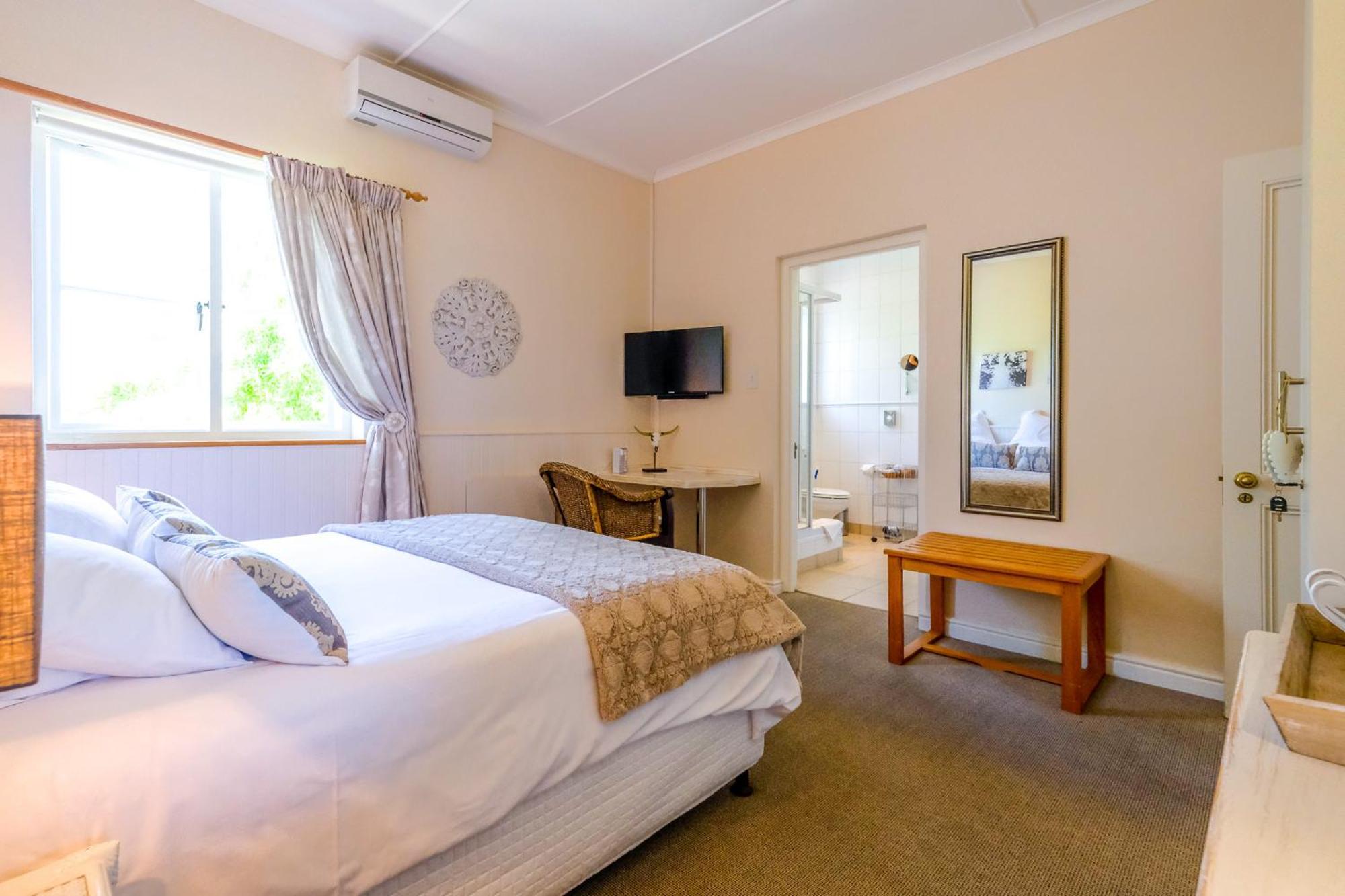Oude Berg Guesthouse - 10 Caledon Street George Kamer foto